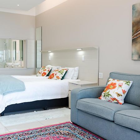 Camps Bay Blue Self-Catering Studios Ciudad del Cabo Exterior foto