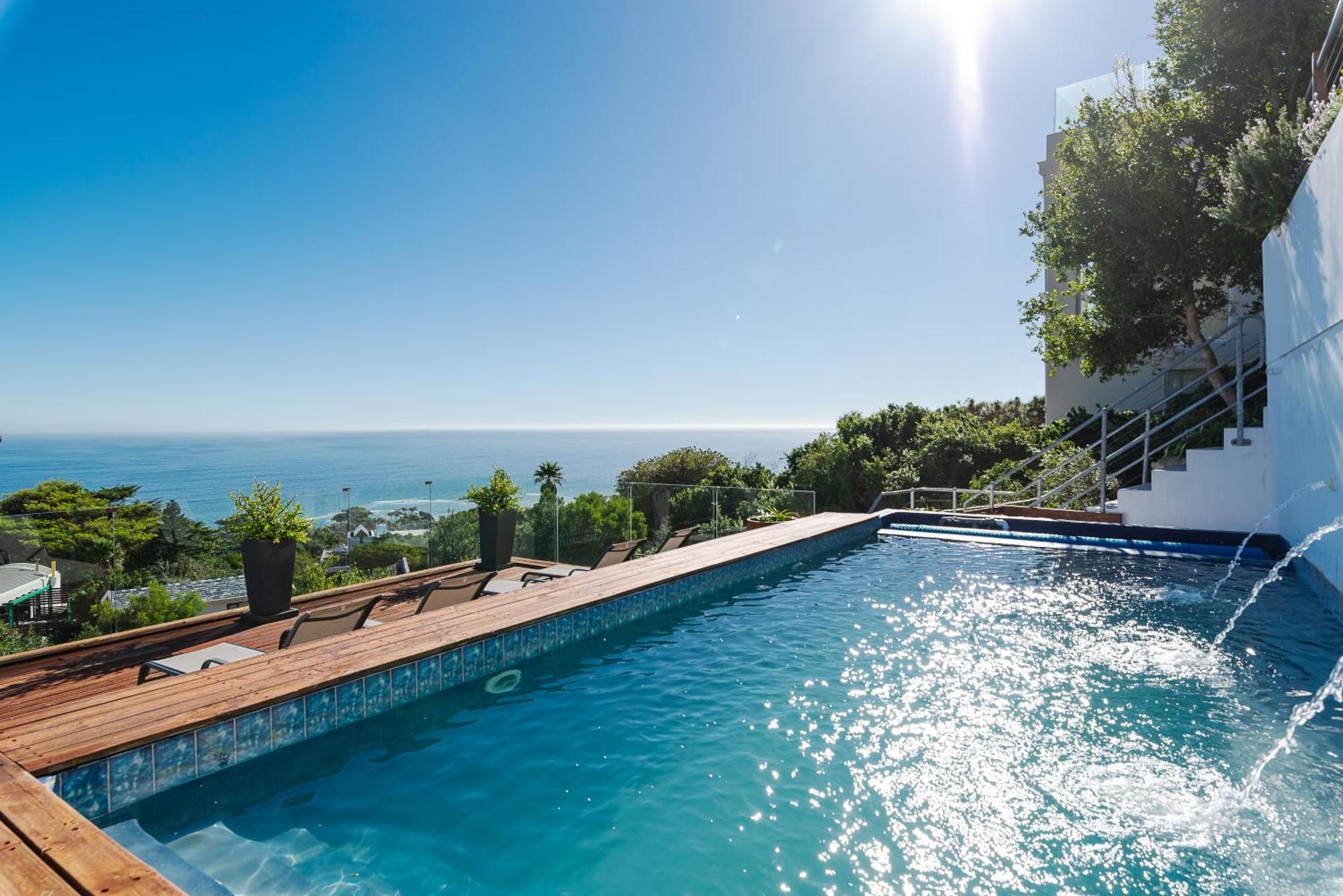 Camps Bay Blue Self-Catering Studios Ciudad del Cabo Exterior foto